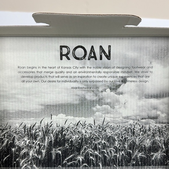 ROAN by BED/STU Women's 7 Distress Suede Winnie Flat Sandals Whitewash Taupe NWT - Picture 4 of 12